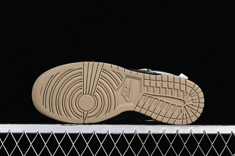All Categories Nk SB Dunk Series Nk SB Dunk Low Low-top Sneakers Nk Dunk Low Panda Prank-Christmas Jungle Elk Brown Green SB Strappy Low-top Casual Sneakers DJ6188-200